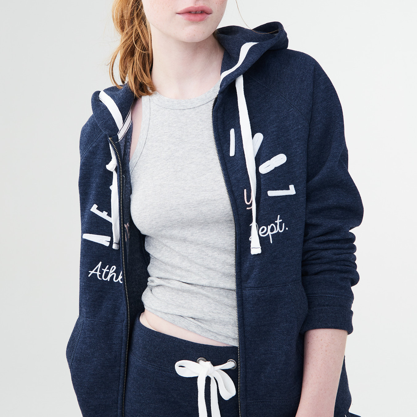 Women's Hoodies & Sweatshirts